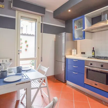 Four-bedroom Holiday In Viareggio