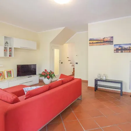 Four-bedroom Holiday In * Viareggio